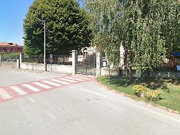 Farigliano: piazza Don Arnaldi sarà riqualificata, per la sicurezza dei bimbi della Materna
