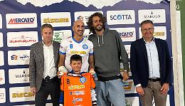 “Gimbo” Tamberi spettatore d’eccezione in un match di pallapugno a San Benedetto Belbo