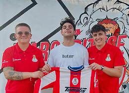 Il portiere bomber: cambia squadra e diventa attaccante
