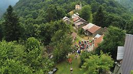 Domenica 20 luglio torna la camminata storico-gastronomica nel verde di Valcasotto