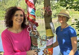 Lorenza e Carla, innamorate della natura, ora vestono gli alberi