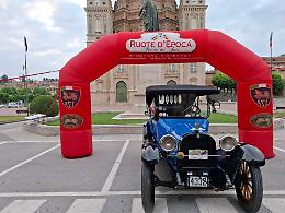 Le "Vecchie signore" e i motori protagonisti del fine settimana monregalese