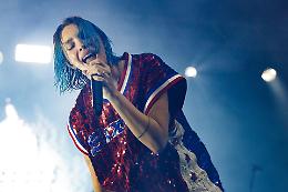 Tutta l'energia di Rose Villain - LA FOTOGALLERY DEL CONCERTO