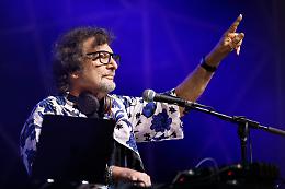 Tutti ballano con Claudio Cecchetto - LE FOTO DELLO SHOW