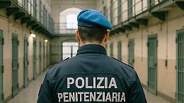 Un cellulare e tre schede Sim nascosti nei locali frigo del carcere di Fossano
