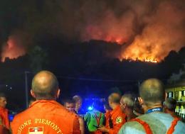 Incendio in Valle Po, il presidente della Provincia: «Vicini a chi ha dovuto lasciare la sua casa»