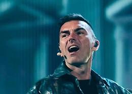 A Mondovì balla... tutta l'Italia: Gabry Ponte live nei giardini della Torre
