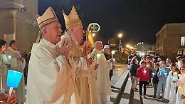 Quarta sera della Novena: Mons. Brambilla: «Accanto a Gesù c'è posto per tutti»