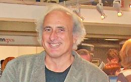 Non solo "Bar Sport": cinque romanzi per rileggere Stefano Benni