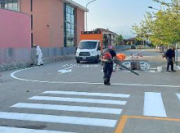 Si rifà la segnaletica orizzontale all'Ospedale: qualche disagio per i parcheggi