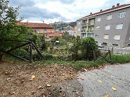 Mondovì: «Stradina pedonale in evidente degrado: l'Amministrazione interverrà?»
