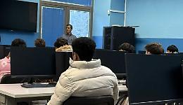 Educazione e rispetto: il Comandante dei Carabinieri incontra gli studenti
