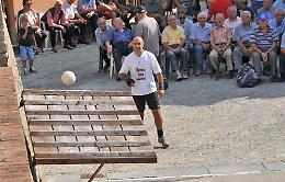 Pantalera e San Martino: la piazza diventa un campo di emozioni