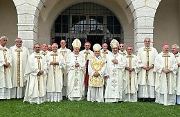 "Siamo in Terra Santa a invocare pace” con i vescovi lombardi a Gerusalemme anche mons. Egidio Miragoli
