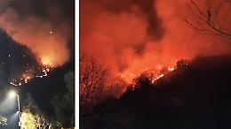 Paura a Miroglio: vasto incendio nei boschi, si cerca ancora il 71enne disperso