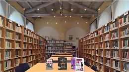 Una quindicina di persone si impegnano per ridare slancio alla Biblioteca civica 