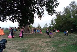 Dolore, speranza, amicizia: ecco il film "Ovest Samsara", girato in 14 paesi della zona