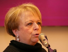 La letteratura come voce delle donne: una serata con Paola Scola