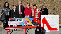 Una panchina che parla: arte e colori contro la violenza sulle donne