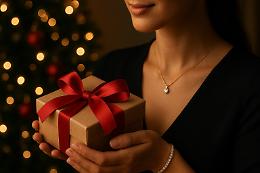 Regalare un gioiello a Natale spendendo meno