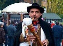 Dipendente comunale e apprezzato zampognaro: Piervanni premiato in Regione