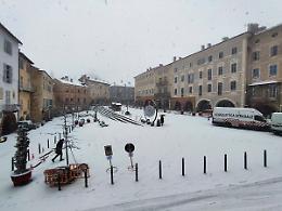 Neve in arrivo: prudenza e mezzi di intervento pronti, ma non sono attese decisioni sulle scuole
