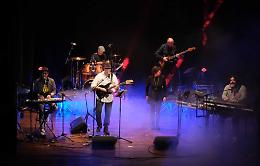 Musica, emozioni e teatro pieno: &ldquo;Da Zero a 100&rdquo; accende il Natale di Ceva