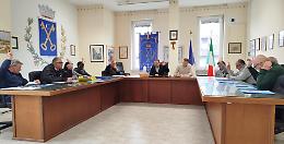 Cimitero e sistemazione strade: discussione tra maggioranza e minoranza

