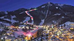 La cartolina che apre il 2026: Capodanno di luce sul Monte Moro