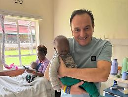 Un Capodanno diverso per il presidente Cirio, in Kenya tra i bambini di strada