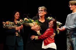 Teatro sold out: &ldquo;Diverso da Chi?&rdquo; emoziona e ribalta i punti di vista