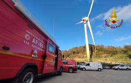Ritrovati resti umani lungo il greto di un fiume