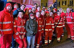 Silenziosi e fondamentali: i volontari Croce Rossa al fianco della Fiamma olimpica