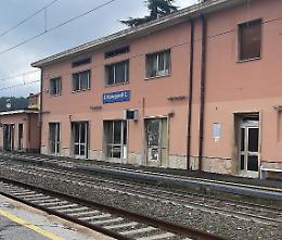 Cancellato il treno San Giuseppe di Cairo-Fossano: passeggeri a piedi
