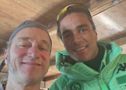 Il "Mitra" Alessandro Matri scia sulle nevi di Artesina