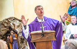 &ldquo;Torino non &egrave; violenza, &egrave; carit&agrave;&rdquo;: l&rsquo;appello dell&rsquo;arcivescovo dopo la notte di guerriglia