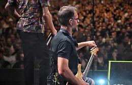 Chitarre &ldquo;da tour&rdquo;: a Fossano l&rsquo;esperto che lavora con Subsonica, Verdena e Colapesce