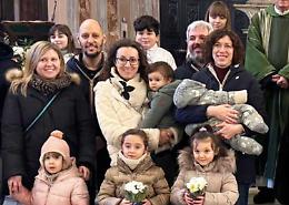 Ceva celebra la vita con gli ultimi nati in Parrocchia
