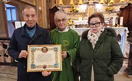 Mezzo secolo d&rsquo;amore per Alfio e Franca, con la benedizione di Papa Leone