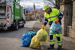 Raccolta rifiuti sotto controllo: ora i Comuni monitorano i mezzi in tempo reale