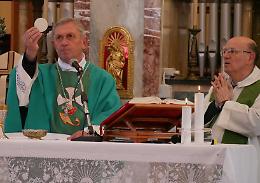 Il vescovo Egidio nelle frazioni della Valle Pesio: &laquo;Le piccole parrocchie espressione genuina di Fede e di vita cristiana&raquo;