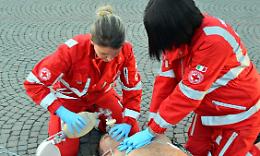Atleta in arresto cardiaco, salvato dalla Croce Rossa