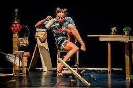 &ldquo;Gretel&rdquo; arriva al "Marenco": una fiaba contemporanea tra danza e poesia