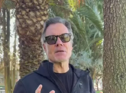 Anche Jimmy Ghione contro l'abbattimento dei Cedri: &laquo;Non tagliateli!&raquo;