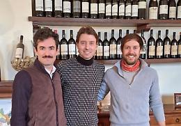 Il campione azzurro Montolivo alla scoperta di una storica cantina di Dogliani