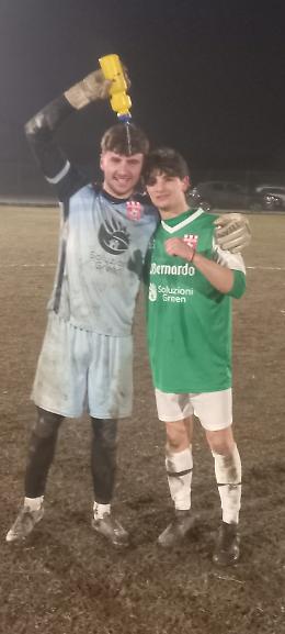 I cebani esultano con il brivido e con un Superman tra i pali