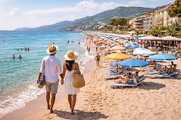 Riviera savonese, nasce l&rsquo;alleanza tra hotel e stabilimenti balneari: cosa prevede?