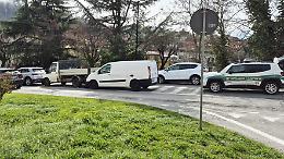 Tamponamento in via Aldo Moro con tre mezzi coinvolti