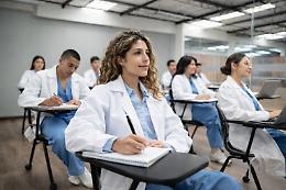 Futuri medici a lezione di etica: oltre 250 studenti incontrano l&rsquo;Ordine