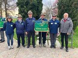 Orgoglio alpino in marcia: le Penne Nere rafforzano legami e valori